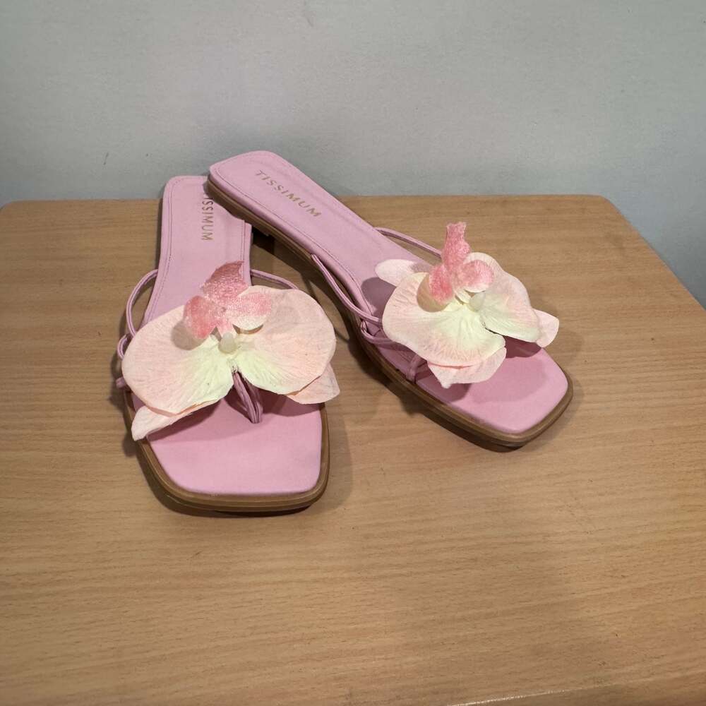 Tissimum Orquídea Orchid Pink Flower Sandal  Size 8 (NO BOX)
